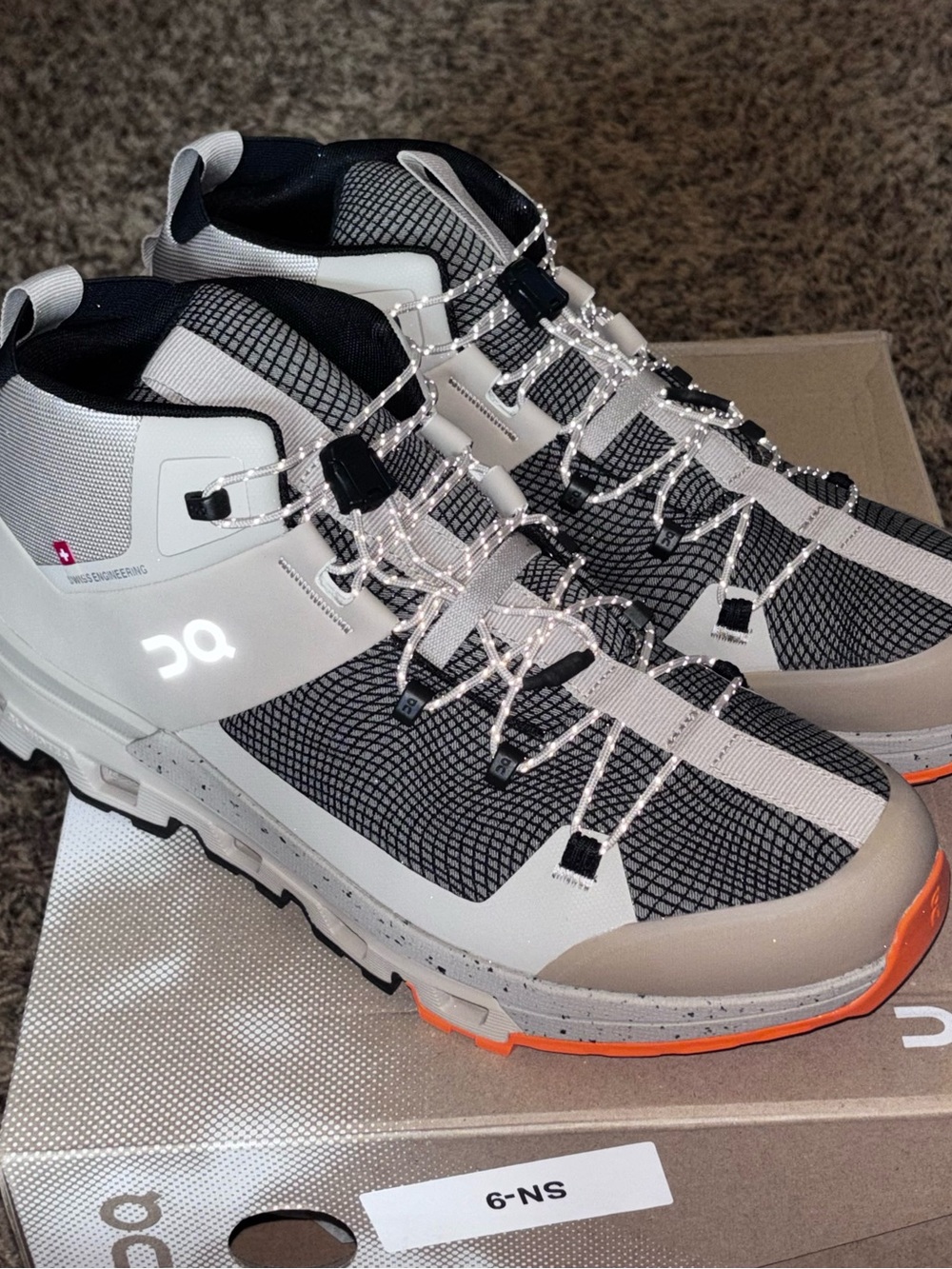 On Cloudtrax Sensa Hiking Boots Men's Size 9.5 Sand Black Orange Speed Lacing